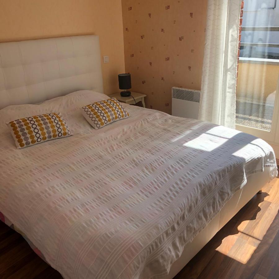 La Maison De Julie Албер Екстериор снимка